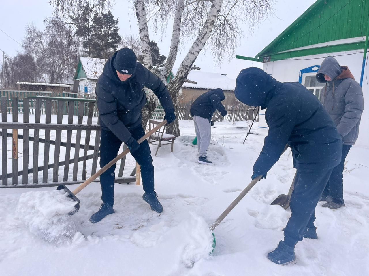 Астрахан ауданында «Ардагерлерді ардақтаймыз» акциясы өтті: қамқорлық пен құрмет ұрпақтарды біріктіреді Осы жылдың қаңтар айының ортасында ауданн